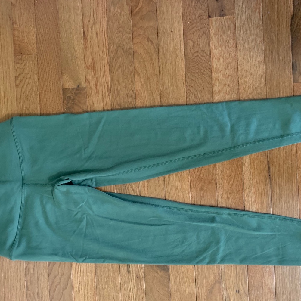 High waist army green Alo leggings